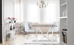 Catarina Set mit 2 Stühlen, Silberne Stuhlbeine und Kunstleder Weiß