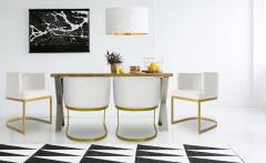 Noellie Stuhl / Sessel mit goldenen Stuhlbeinen und Samtbezug, Weiß